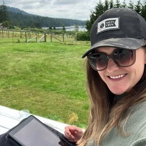 Meet your Posher, Stephanie